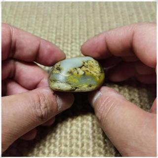 石仓和田玉鉴赏:籽料多色皮白玉